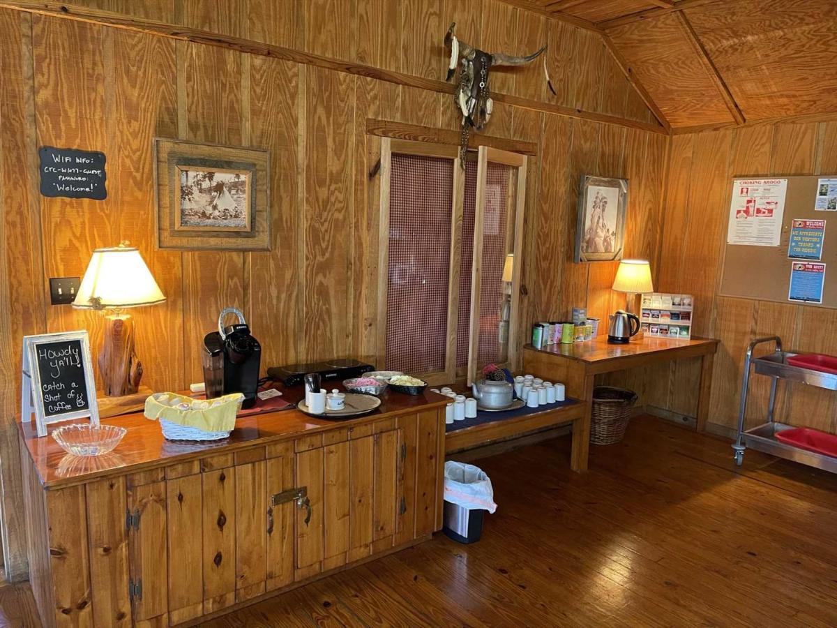 West 1077 Guest Ranch - Retreat Bed & Breakfast Tarpley Eksteriør bilde